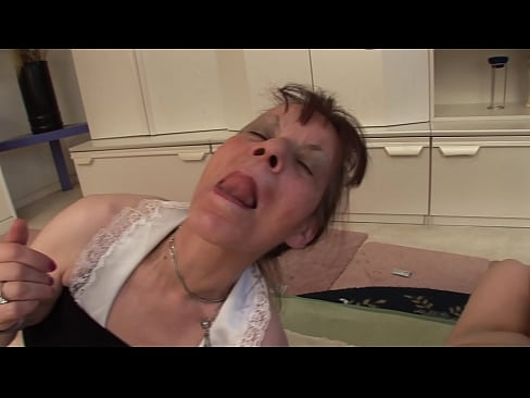 ❤️ De grann ak yon granpapa gen yon triyo ️ Porno nan pònografi ht.porngifmag.ru ❌